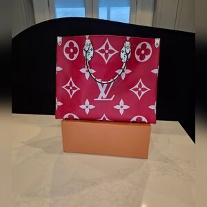 RARE Louis Vuitton Red GIANT GM Tote Bag SALE 🛍